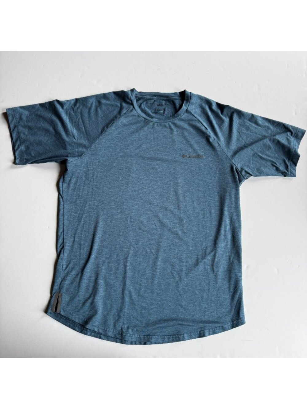 Columbia Omni-Shade Sun Protection Outdoor Performance T-Shirt - Men's Medium